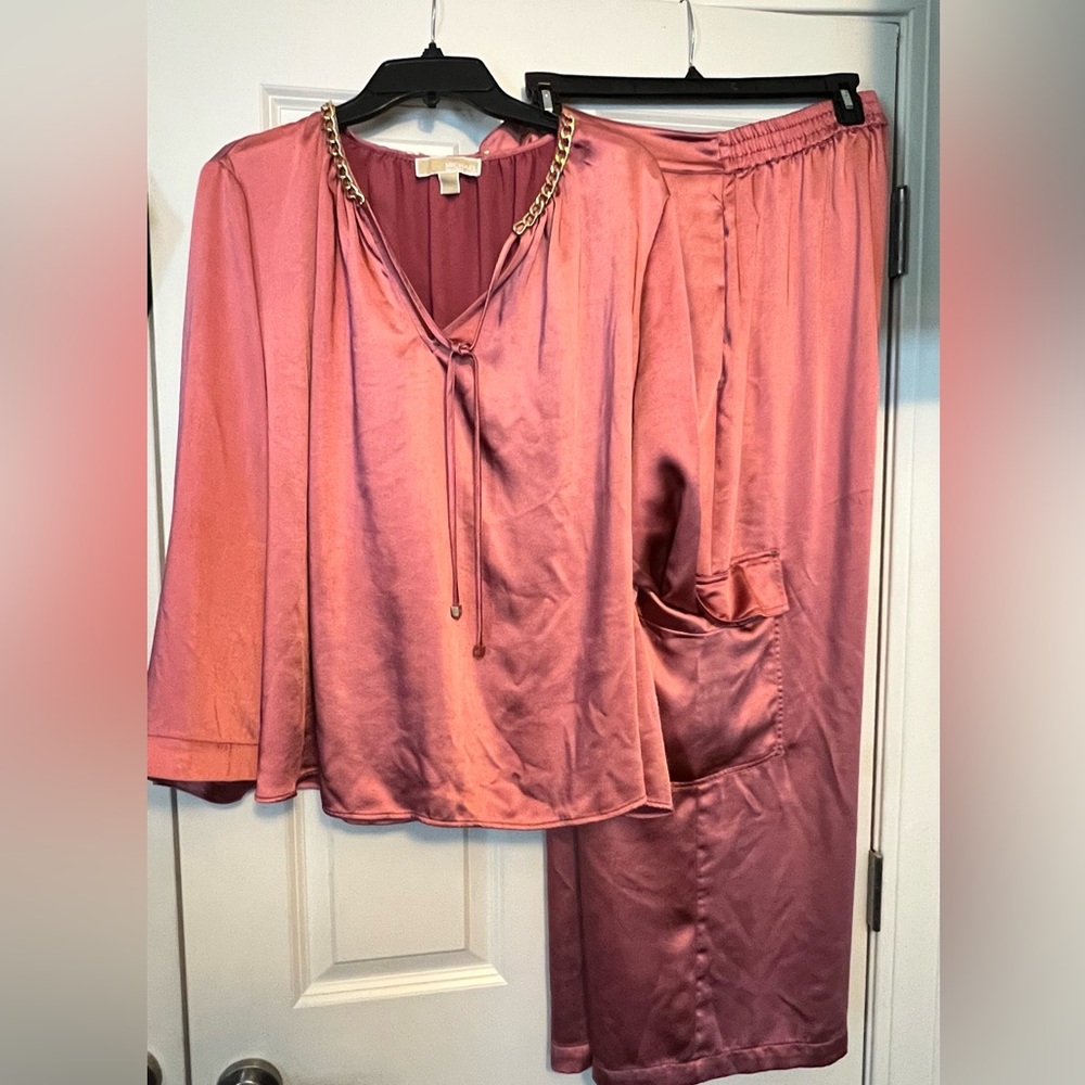 Michael Kors 2 piece pink and gold neckline and cargo pants outfit